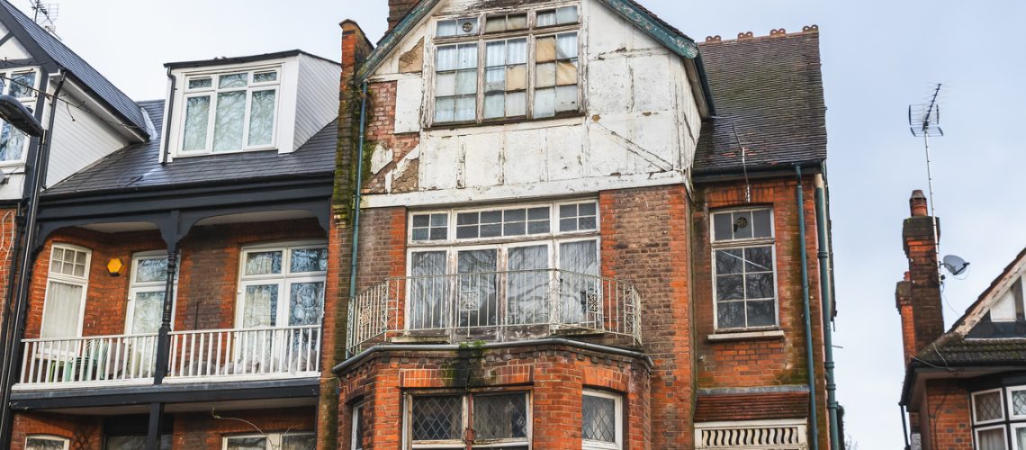 DIY or Don't? Deciding Whether to Renovate Before Selling