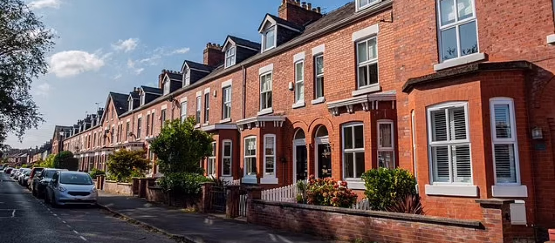 Sell Property Fast with the Best Property Buying Company in the UK: Your Complete Guide